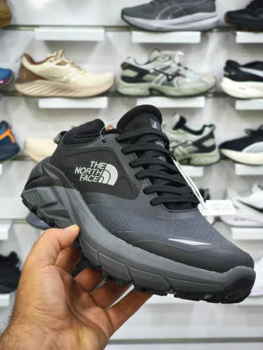 کتونی رانینگ نورث فیس سایز ۴۰ الی۴۵ The North Face VECTIV