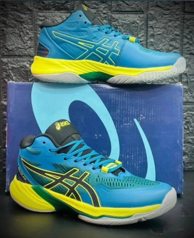 کتونی تنیس خاک رس و ورزش های سالنی و توپی اسیکس سایز ۴۰ تا ۴۵ Asics