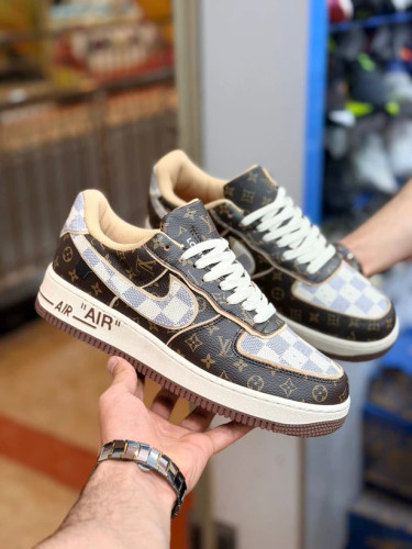 کتونی اسپرت نایک ایر لویی ویتون سایز ۴۱ تا ۴۷ Nike Air