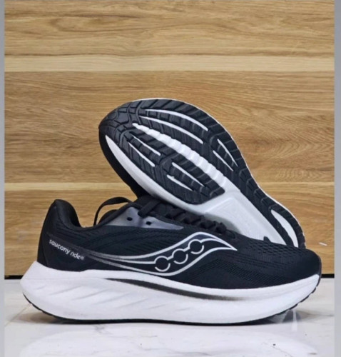 کتونی رانینگ ساکونی راید 18 سایز ۴۰ الی ۴۵ Saucony Ride 18