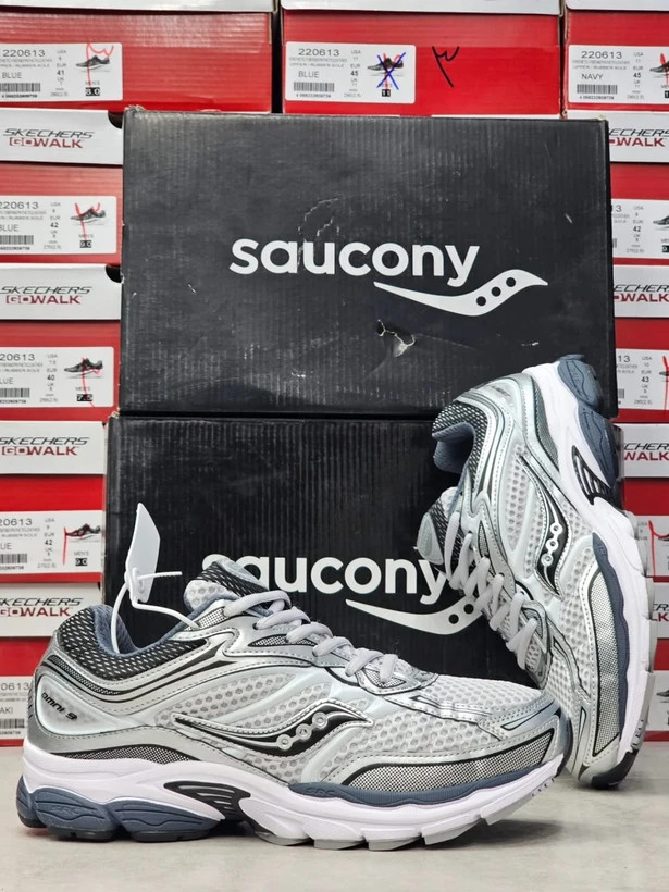 کتونی رانینگ ساکونی تور درشت سایز ۴۰ تا ۴۵ 9 Saucony omni
