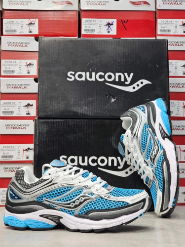 کتونی رانینگ ساکونی تور درشت سایز ۴۰ تا ۴۵ 9 Saucony omni
