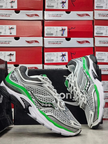 کتونی رانینگ ساکونی تور درشت سایز ۴۰ تا ۴۵ 9 Saucony omni