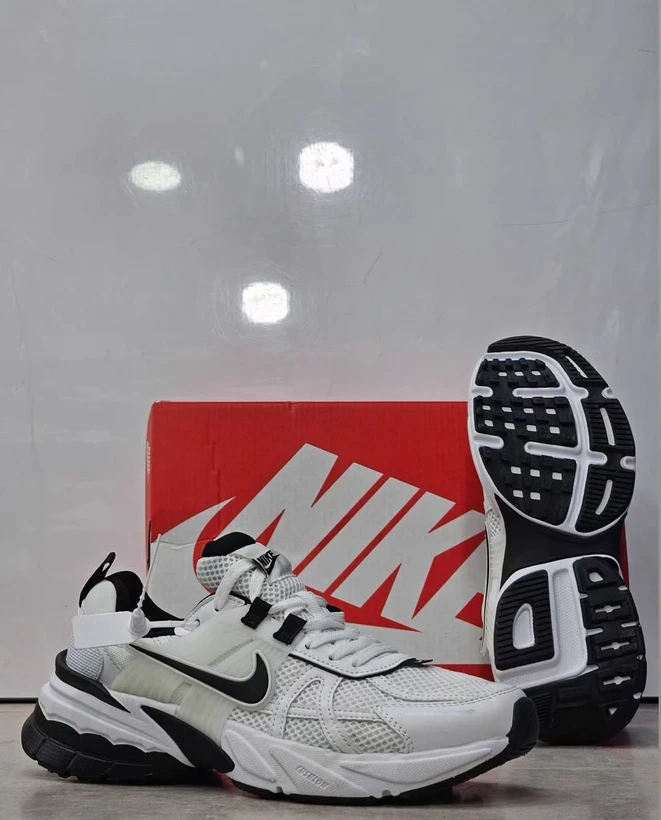 کتونی رانینگ نایک وی تو کی 37 تا 45 Nike V2k Run