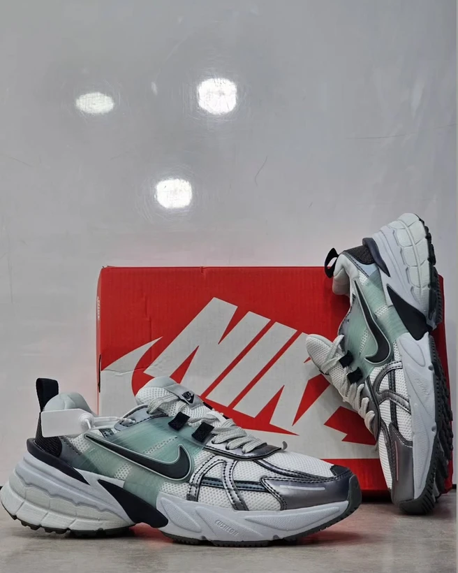 کتونی رانینگ نایک وی تو کی 37 تا 45 Nike V2k Run