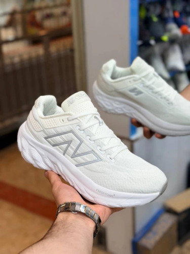 کتونی رانینگ نیوبالانس سایز ۴۰ تا ۴۵ New balance Fresh Foam 1080