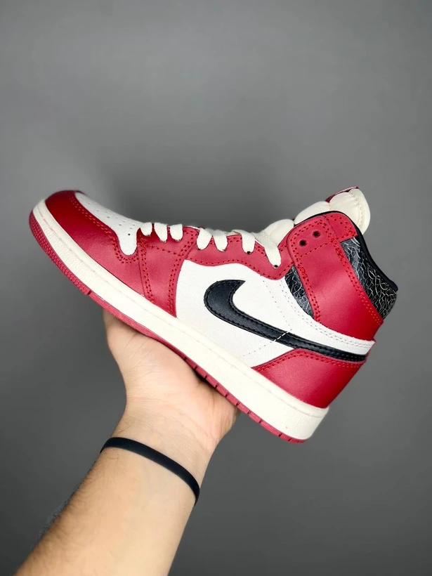 کتونی اسپرت رانینگ نایک ایر جردن وان سایز 37 تا 45 NIKE AIR JORDAN 1 HIGH