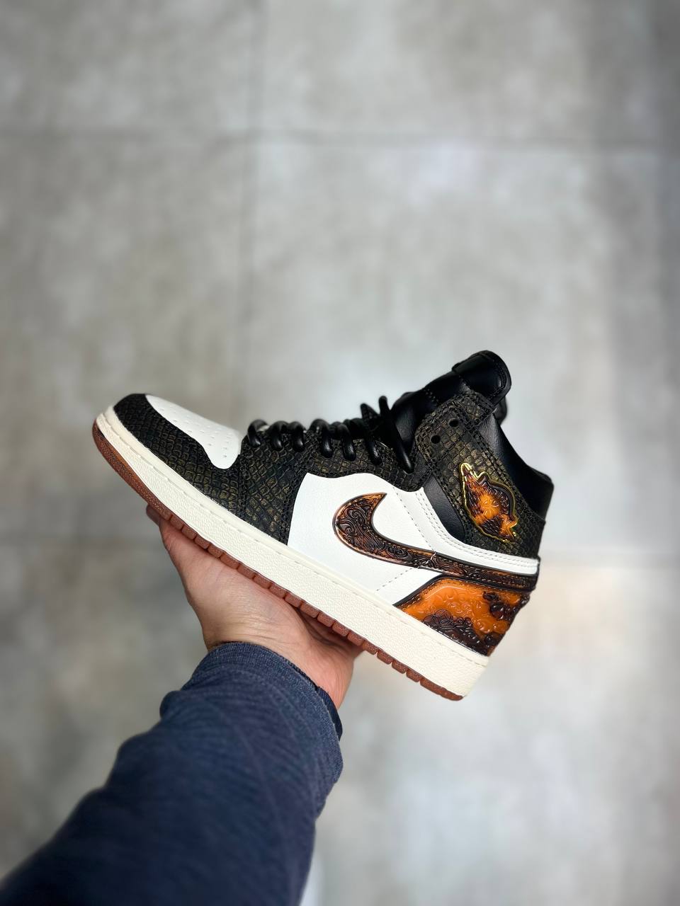 کتونی اسپرت رانینگ نایک ایر جردن وان سایز 37 تا 45 NIKE AIR JORDAN 1