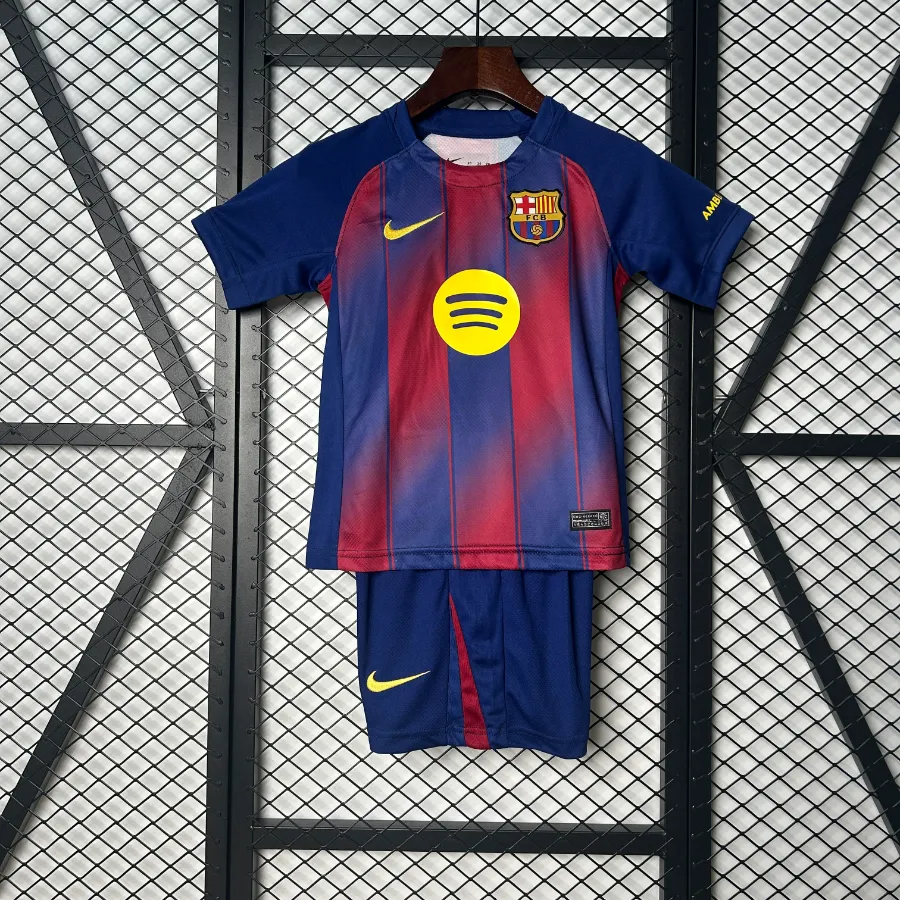 تیشرت کیت اول بارسلونا بچه گانه اسپاتیفای نایک 2025/26 سایز 20 تا 30 BARCELONA NIKE 2025/