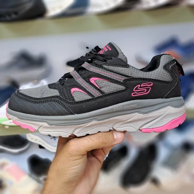 کتونی اسکیچرز مشکی سرخابی  سایز 37 تا 40 SKECHERS