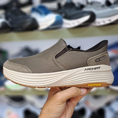 کتونی اسکیچرز کرم بژ بدون بند سایز 41 تا 45 SKECHERS