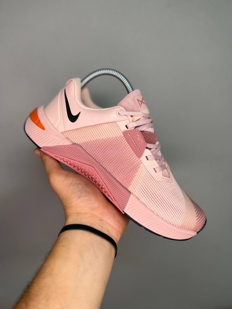کتونی کراسفیت نایک متکان ۱۰ صورتی گلبهی سایز ۳۷ تا ۴۰ Nike Metcon 10